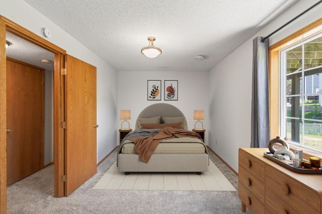 14435 Alabama Avenue S, Savage, MN 55378
