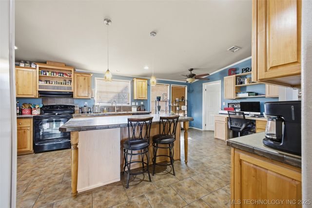 1291 Barnes Street, Sulphur, OK 73086