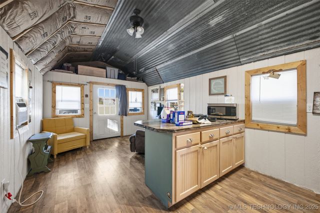 1291 Barnes Street, Sulphur, OK 73086