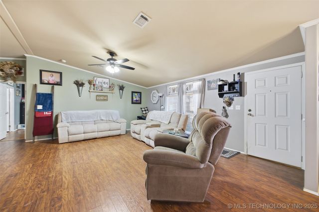 1291 Barnes Street, Sulphur, OK 73086