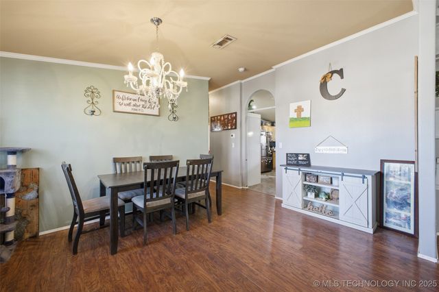 1291 Barnes Street, Sulphur, OK 73086