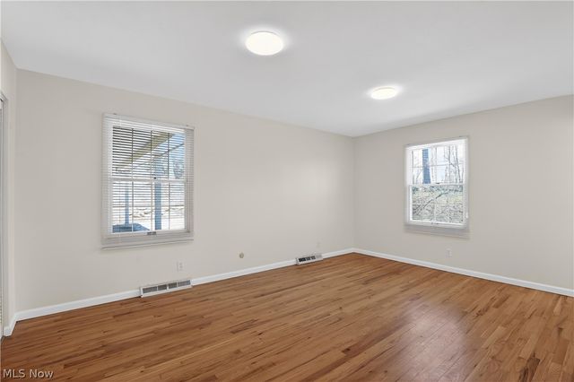 3050 State Road, Cuyahoga Falls, OH 44223