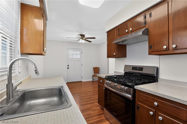 3050 State Road, Cuyahoga Falls, OH 44223