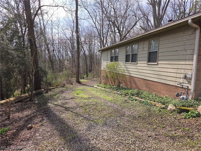 3050 State Road, Cuyahoga Falls, OH 44223