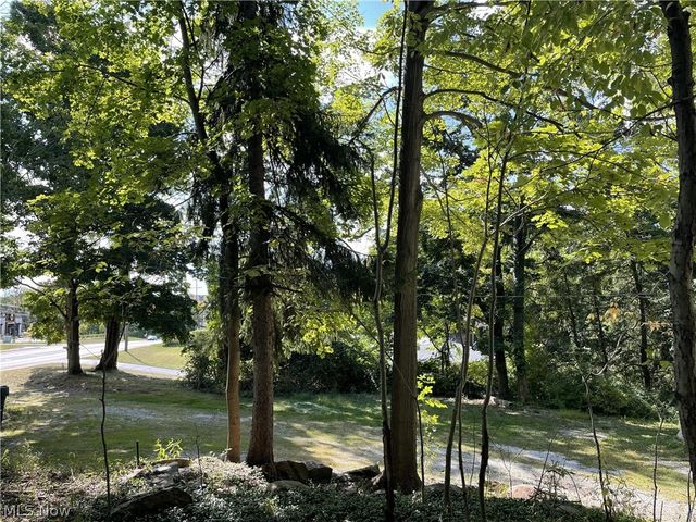 3050 State Road, Cuyahoga Falls, OH 44223