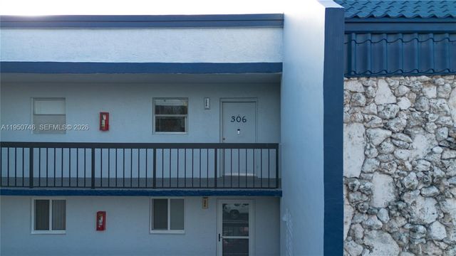 3200 Holiday Springs Blvd 3-306, Margate, FL 33063