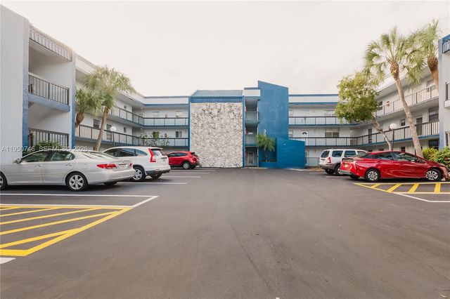 3200 Holiday Springs Blvd 3-306, Margate, FL 33063