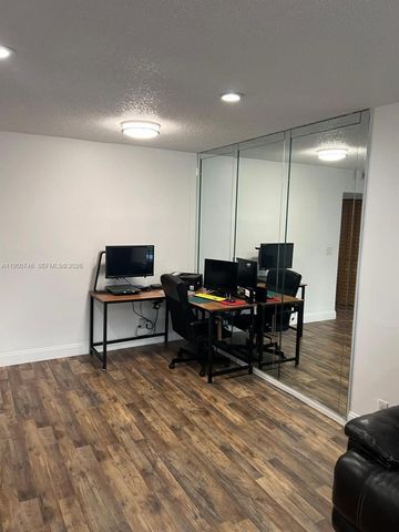 3200 Holiday Springs Blvd 3-306, Margate, FL 33063