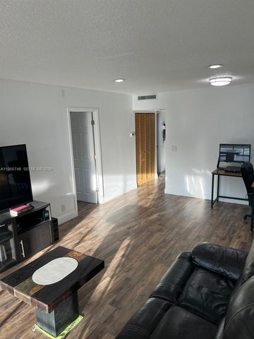 3200 Holiday Springs Blvd 3-306, Margate, FL 33063