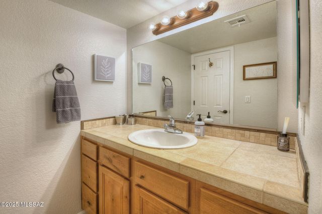 6651 N Campbell Ave Apt 161, Tucson, AZ 85718