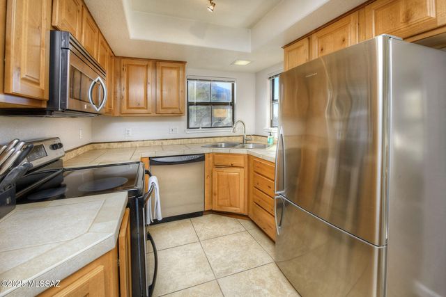 6651 N Campbell Ave Apt 161, Tucson, AZ 85718