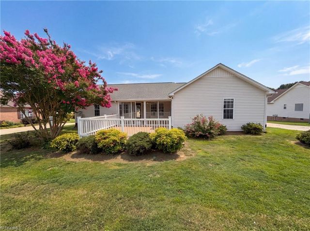6404 Starlette Lane, Trinity, NC 27370