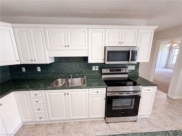 6404 Starlette Lane, Trinity, NC 27370
