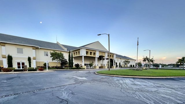 8 Northampton A, West Palm Beach, FL 33417