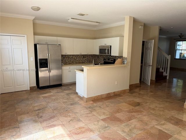 7651 NW 114th Path, Doral, FL 33178