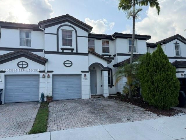 7651 NW 114th Path, Doral, FL 33178