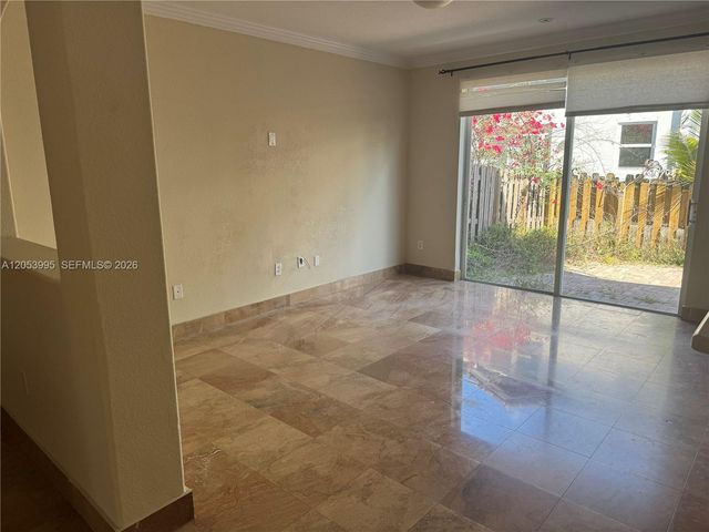 7651 NW 114th Path, Doral, FL 33178
