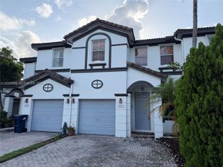 7651 NW 114th Path, Doral, FL 33178