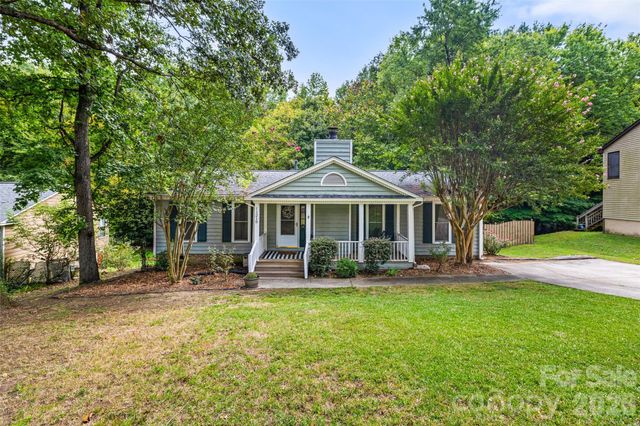 11218 Mallard Crossing Drive, Charlotte, NC 28262