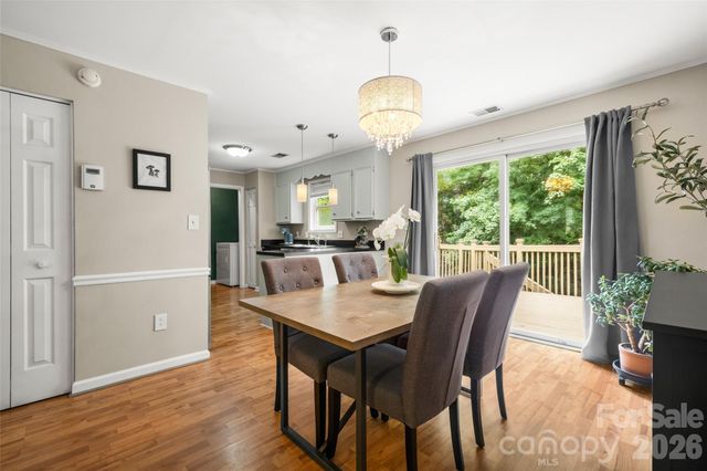 11218 Mallard Crossing Drive, Charlotte, NC 28262
