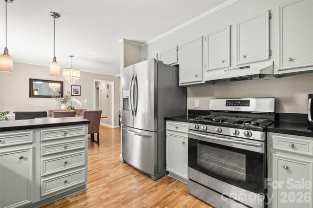 11218 Mallard Crossing Drive, Charlotte, NC 28262