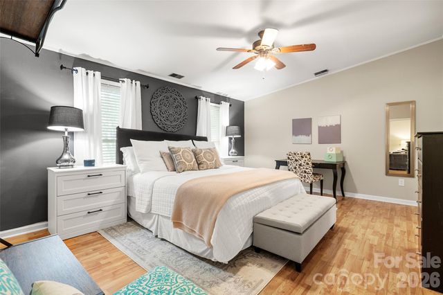 11218 Mallard Crossing Drive, Charlotte, NC 28262