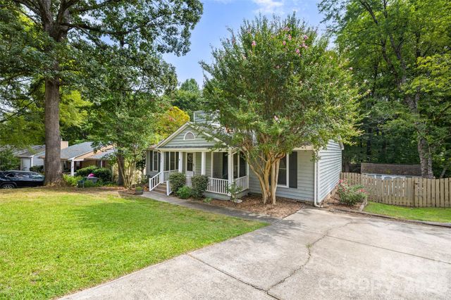 11218 Mallard Crossing Drive, Charlotte, NC 28262