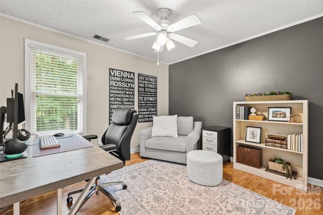 11218 Mallard Crossing Drive, Charlotte, NC 28262