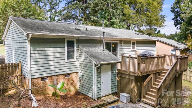 11218 Mallard Crossing Drive, Charlotte, NC 28262