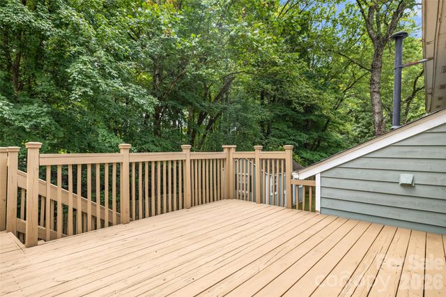 11218 Mallard Crossing Drive, Charlotte, NC 28262