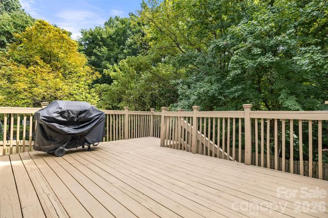 11218 Mallard Crossing Drive, Charlotte, NC 28262