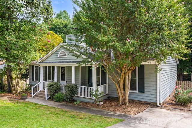 11218 Mallard Crossing Drive, Charlotte, NC 28262