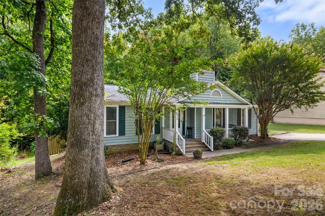 11218 Mallard Crossing Drive, Charlotte, NC 28262