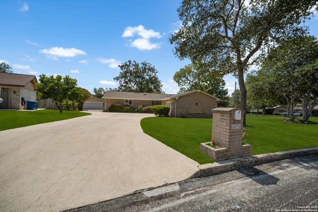 5830 Gomer Pyle, San Antonio, TX 78240