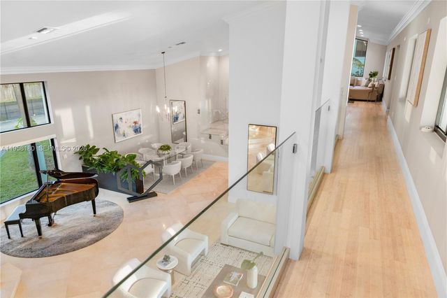 13724 SW 92nd Ct, Miami, FL 33176