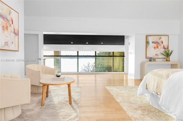 13724 SW 92nd Ct, Miami, FL 33176