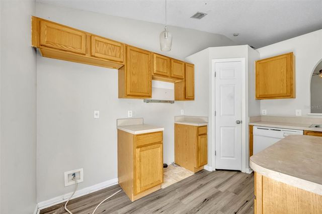 3147 WHISPERING TRAILS STREET, Winter Haven, FL 33884