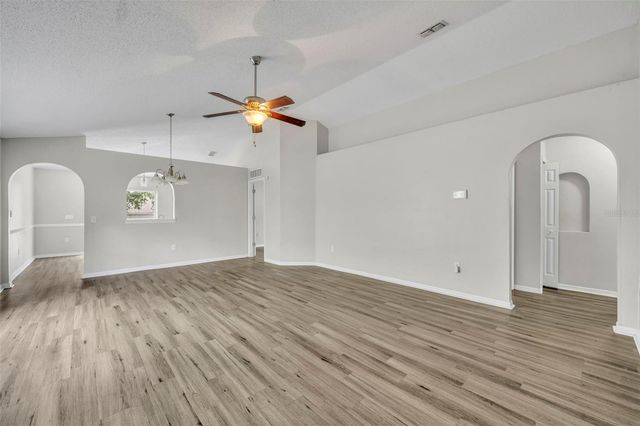 3147 WHISPERING TRAILS STREET, Winter Haven, FL 33884