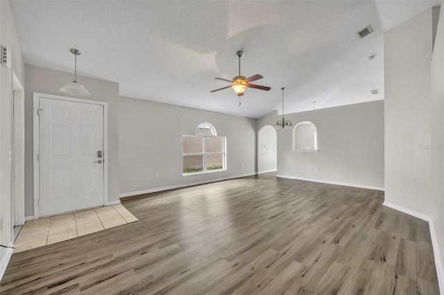 3147 WHISPERING TRAILS STREET, Winter Haven, FL 33884