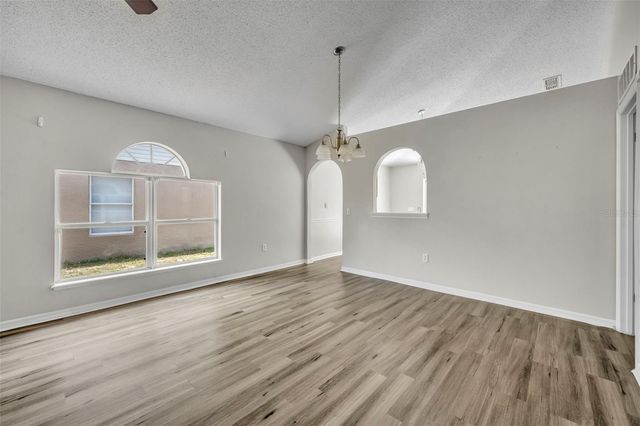 3147 WHISPERING TRAILS STREET, Winter Haven, FL 33884