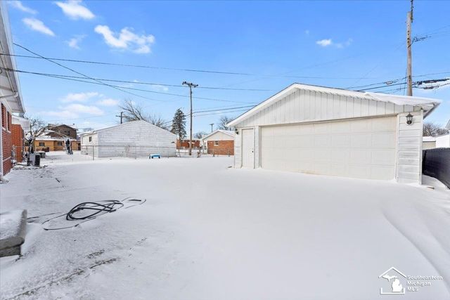 30584 S Gibraltar Street, Gibraltar, MI 48173