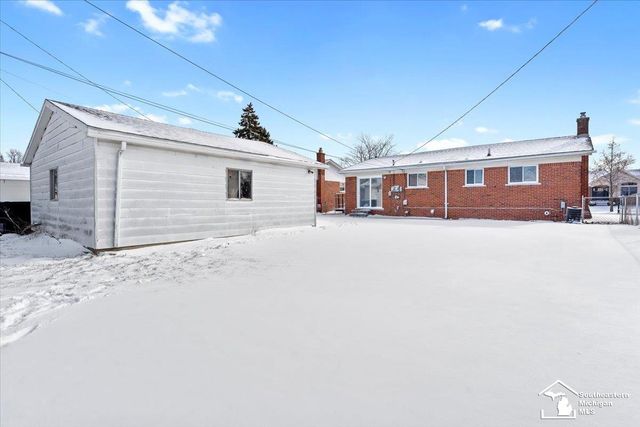 30584 S Gibraltar Street, Gibraltar, MI 48173