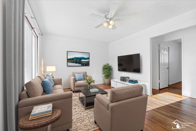 30584 S Gibraltar Street, Gibraltar, MI 48173