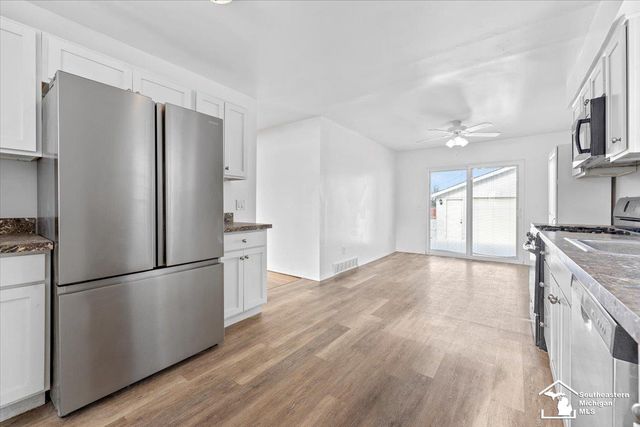 30584 S Gibraltar Street, Gibraltar, MI 48173