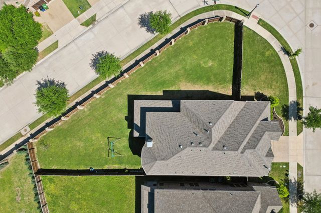 708 Winehart Street, Lewisville, TX 75056