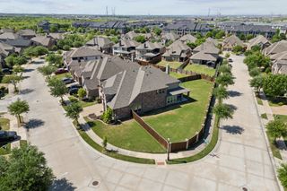 708 Winehart Street, Lewisville, TX 75056