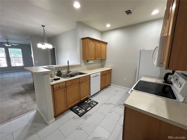 3912 S Carson St 102, Aurora, CO 80014