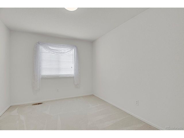 1239 N Davenport Ct, Erie, CO 80516