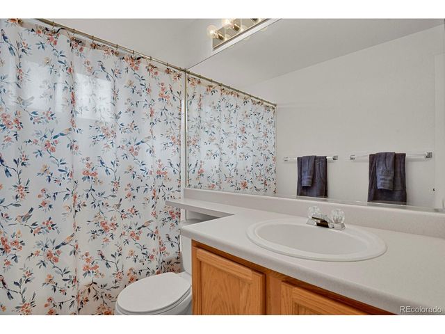 1239 N Davenport Ct, Erie, CO 80516
