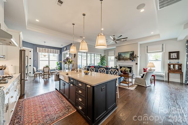 14021 Little Spring Court, Charlotte, NC 28278